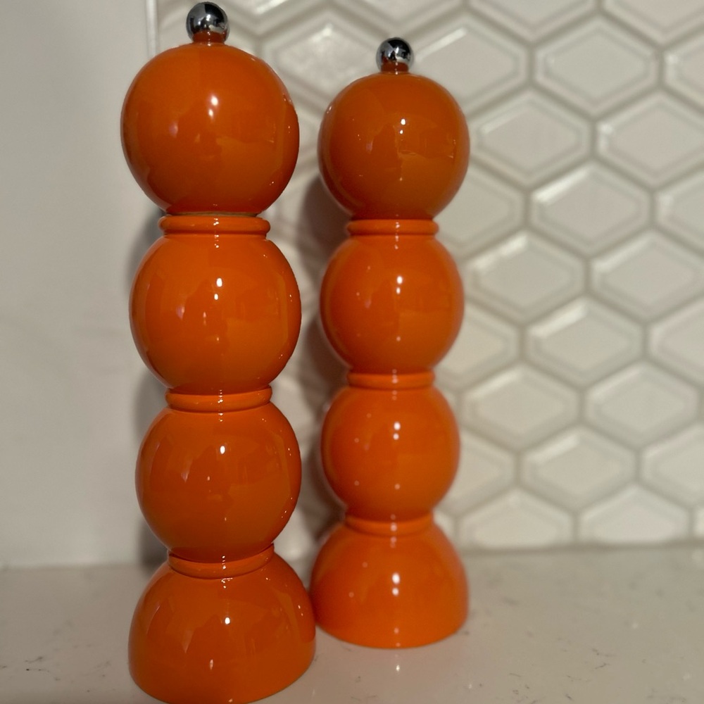 Addison Ross Bobbin salt and pepper mill